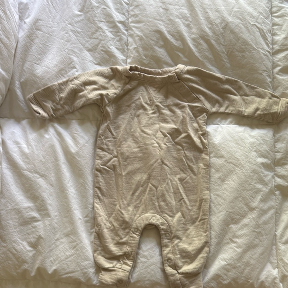 Gerber 0-3months long sleeve onesie